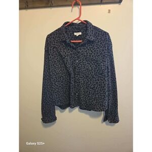 Beach Lunch Lounge Button Down Shirt Women Small Gray Leopard Casual Top